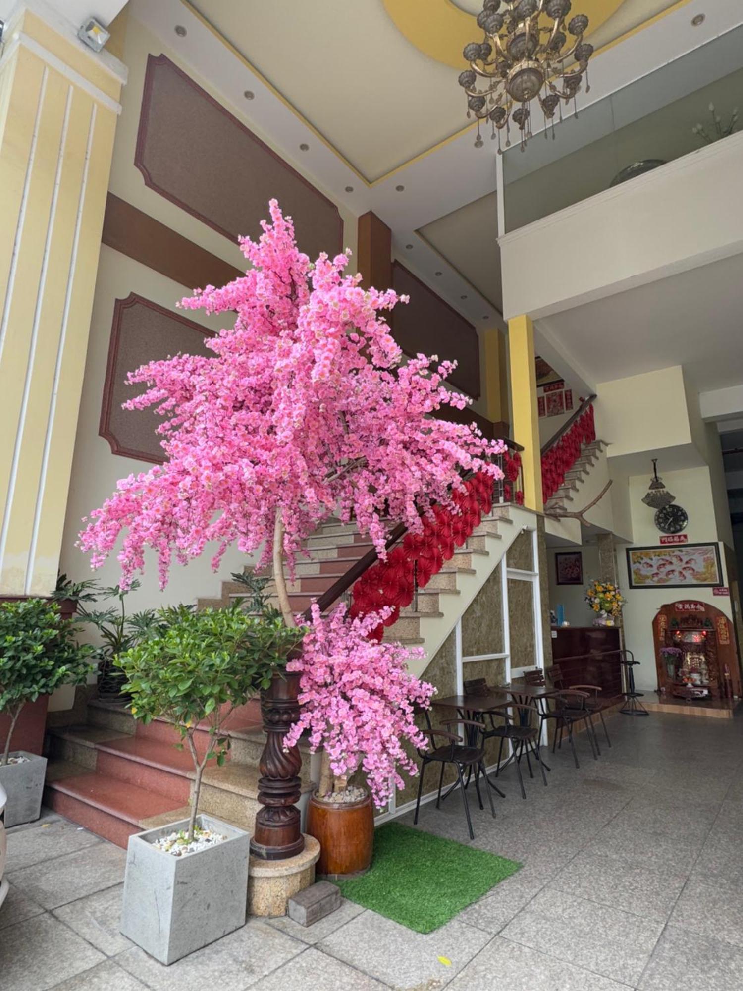 Khach San Ngu Long Hai Vĩnh Long Exterior foto